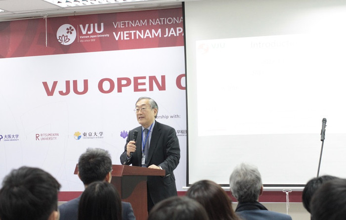 Giáo sư Furuta MoToo - Hiệu trưởng trường Đại học Việt Nhật (Hà Nội) (Ảnh: Linh Hương) Giáo sư Furuta MoToo - Hiệu trưởng trường Đại học Việt Nhật (Hà Nội) (Ảnh: Linh Hương)