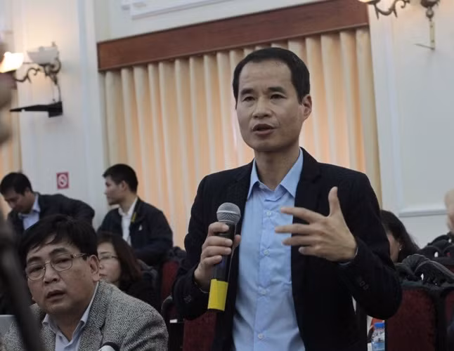 Thạc sĩ Lê Anh Tuấn - Chủ biên môn Âm nhạc cho biết, nhạc cụ là một nội dung phân hóa, không nhất thiết học sinh phải cùng học, cùng chơi một loại nhạc cụ. (Ảnh: Thùy Linh)