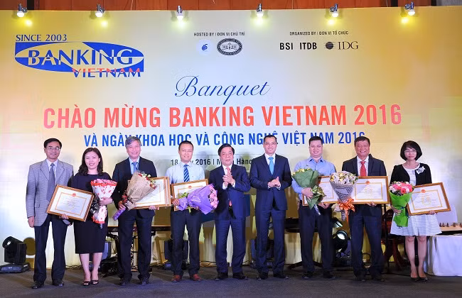 Vietcombank thành lập Trung tâm xử lý tiền mặt ảnh 2 Vietcombank thành lập Trung tâm xử lý tiền mặt ảnh 2