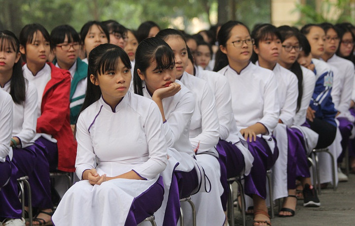 Mấy năm gần đầy, nhiều trường sư phạm rất khó tuyển sinh thậm chí không tuyển sinh được. Giờ lại nâng chuẩn đầu vào thì các trường sẽ tuyển sinh thế nào? (Ảnh minh họa: Thùy Linh) Mấy năm gần đầy, nhiều trường sư phạm rất khó tuyển sinh thậm chí không tuyển sinh được. Giờ lại nâng chuẩn đầu vào thì các trường sẽ tuyển sinh thế nào? (Ảnh minh họa: Thùy Linh)