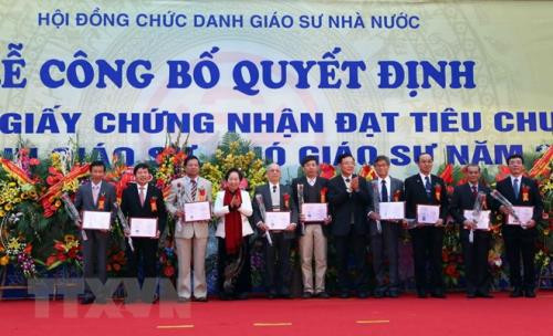 Bộ Giáo dục sẽ cương quyết không công nhận ai không đủ tiêu chuẩn giáo sư ảnh 2 Bộ Giáo dục sẽ cương quyết không công nhận ai không đủ tiêu chuẩn giáo sư ảnh 2