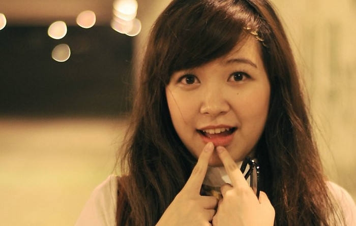 Cũng nhờ clip mà Kim Oanh thêm hiểu và yêu quý những con người nơi đây. Cũng nhờ clip mà Kim Oanh thêm hiểu và yêu quý những con người nơi đây.