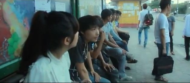 Thế nhưng cậu bạn đã nói một câu khiến nhiều người phải suy nghĩ: "Xin lỗi, tôi là người Thanh Hóa". Clip "Quê tôi Thanh Hóa" đã phần nào mang đến cho mọi người những phút giây thư giãn cũng như thông điệp ý nghĩa và xóa bỏ tâm lý phân biệt vùng miền.