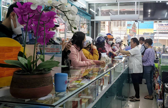 Học sinh Đà Nẵng được nghỉ học từ ngày 3/2 đến hết ngày 9/2. (Trong ảnh: Người dân Đà Nẵng mua khẩu trang y tế để phòng dịch). Ảnh: Tấn Tài. Học sinh Đà Nẵng được nghỉ học từ ngày 3/2 đến hết ngày 9/2. (Trong ảnh: Người dân Đà Nẵng mua khẩu trang y tế để phòng dịch). Ảnh: Tấn Tài.