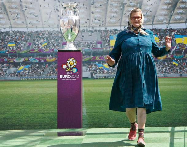 Hình ảnh đẹp đang diễn ra ở Ukraina, nơi tổ chức giải đấu lớn nhất châu Âu.