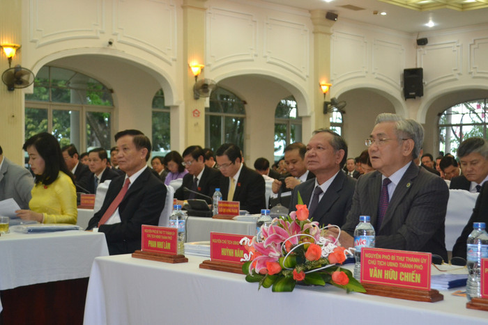 Đà Nẵng chính thức tuyên chiến với các loại tội phạm và thực phẩm bẩn (GDVN) - Bí thư Đà Nẵng yêu cầu xử lý mạnh tay các công trình xây dựng trái phép, dứt khoát nói không với thực trạng “phạt cho tồn tại”.