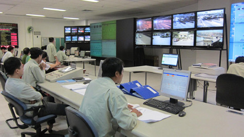 Cuộc diễn tập được phối hợp giữa Công ty TNHH quản lý và khai thác Hầm Đường bộ Hải Vân (Hamadeco) đã phối hợp với Sở Cảnh sát PC&CC Đà Nẵng, Phòng CS PCCC tỉnh Thừa Thiên Huế và 2 trạm CSGT Trật tự Bắc và Nam Hầm Hải Vân. Cuộc diễn tập được phối hợp giữa Công ty TNHH quản lý và khai thác Hầm Đường bộ Hải Vân (Hamadeco) đã phối hợp với Sở Cảnh sát PC&CC Đà Nẵng, Phòng CS PCCC tỉnh Thừa Thiên Huế và 2 trạm CSGT Trật tự Bắc và Nam Hầm Hải Vân.