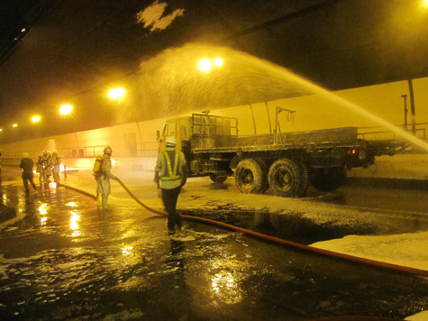 Sau gần 15 phú tích cực chữa cháy, cứu nạn, cứu hộ, đám cháy đã được dập tắt, hàng trăm hành khách bị mắc kẹt trong hầm đã được giải thoát, hiện trường vụ tai nạn đã được giải phóng. Sau gần 15 phú tích cực chữa cháy, cứu nạn, cứu hộ, đám cháy đã được dập tắt, hàng trăm hành khách bị mắc kẹt trong hầm đã được giải thoát, hiện trường vụ tai nạn đã được giải phóng.