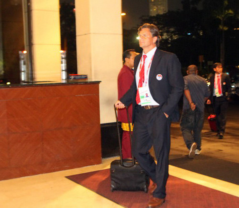 HLV Goetz đứng trước nguy cơ bị sa thải dù trước đó đã được VFF khẳng định sự tin tưởng HLV Goetz đứng trước nguy cơ bị sa thải dù trước đó đã được VFF khẳng định sự tin tưởng