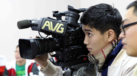 AVG bị VPF đòi chi 10 tỉ đồng bản quyền truyền hình mỗi năm AVG bị VPF đòi chi 10 tỉ đồng bản quyền truyền hình mỗi năm