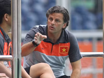 Sốc lắm không, Falko Goetz? Ảnh: VSI