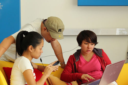 Bảo Trâm và Hoàng Quyên tập luyện trước đêm Gala 7 Bảo Trâm và Hoàng Quyên tập luyện trước đêm Gala 7