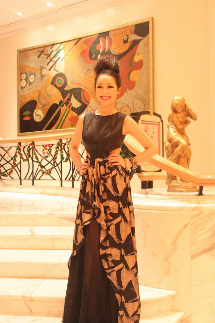 Nụ cười tươi tắn, tỏa sáng của Anna Trương.