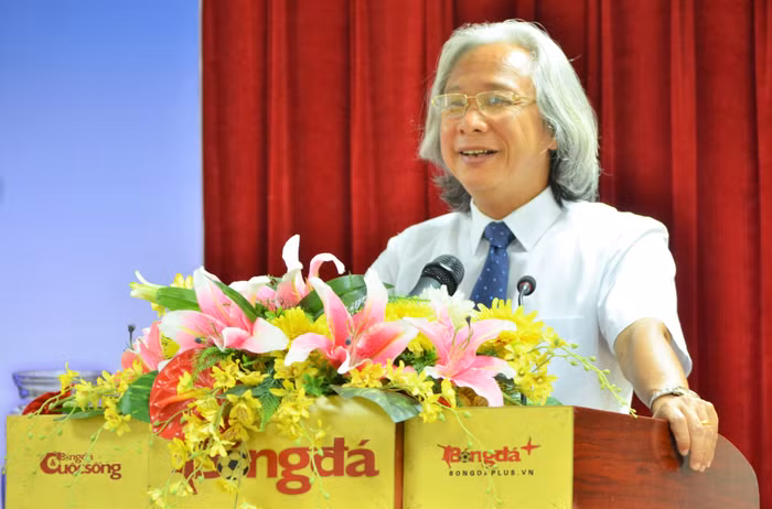 Theo Tổng biên tập Báo Bóng đá trong 1 tháng diễn ra sự kiện Euro 2016, Báo Bóng đá đã truyền tải đến độc giả thông tin đầy đủ chính xác 51 trận đấu tại giải.