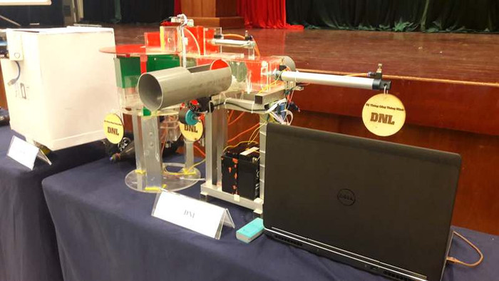 Hệ thống cống thông minh khi kết hợp với máy hút nước thải còn bảo vệ cả máy hút nước thải khỏi nguy cơ kẹt rác và làm hư hỏng máy. Hệ thống cống thông minh với khả năng hoàn toàn tự động và chỉ cần 1 trạm kiểm soát cho một khu vực lớn ( có thể 2-3 quận thì chỉ cần 1 trạm kiểm soát).