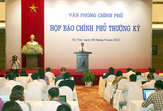 Buổi họp báo chiều 5/9/2012 (Ảnh: VGP/Nhật Bắc) Buổi họp báo chiều 5/9/2012 (Ảnh: VGP/Nhật Bắc)