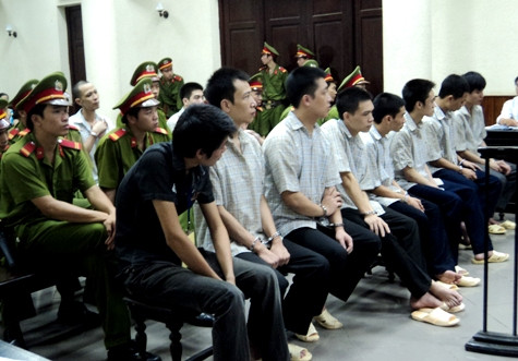 Rất nhiều cảnh sát đã được huy động để đảm bảo an ninh tại phiên tòa