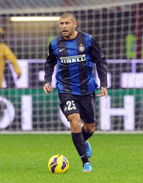 Chấm dứt mạch 49 trận bất bại của Juve ở Serie A khiến Inter phải trả giá khá đắt, khi 2 trung vệ rất quan trọng là Ranocchia và Samuel đều dính chấn thương.