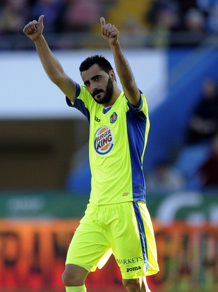 Cựu tuyển thủ Tây Ban Nha, cựu vua phá lưới La Liga, Daniel Guiza vừa đồng ý đầu quân cho câu lạc bộ Johor thuộc giải Malaysia Super League (M-League). Cựu tuyển thủ Tây Ban Nha, cựu vua phá lưới La Liga, Daniel Guiza vừa đồng ý đầu quân cho câu lạc bộ Johor thuộc giải Malaysia Super League (M-League).