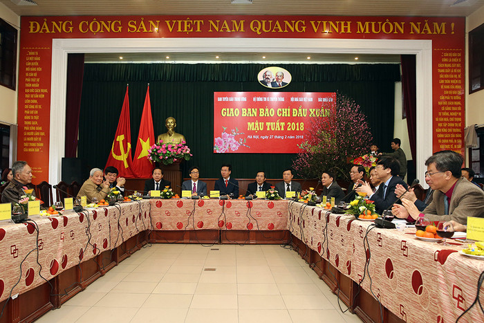 Hội nghị Giao ban báo chí đầu xuân Mậu Tuất sáng 27/2. Ảnh: VGP/Đình Nam Hội nghị Giao ban báo chí đầu xuân Mậu Tuất sáng 27/2. Ảnh: VGP/Đình Nam