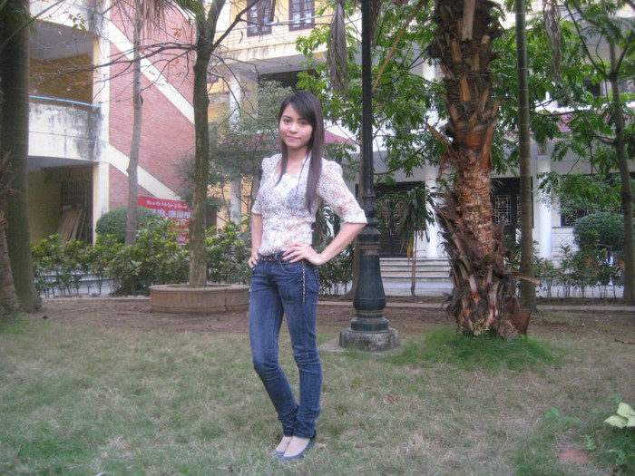 Oanh thích tham gia những hoạt động tập thể và xã hội.