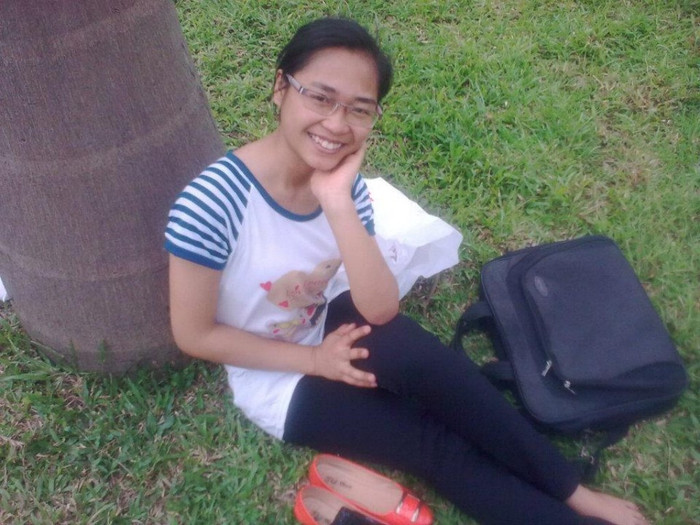 Hương là một người hòa đồng,vui tính,thích tham gia vào các hoạt động công đồng. Hương là một người hòa đồng,vui tính,thích tham gia vào các hoạt động công đồng.