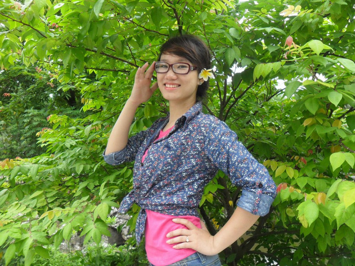 Vân Anh là người hoạt bát, năng động, sôi nổi, yêu thiên nhiên, nhiệt tình với bạn bè...