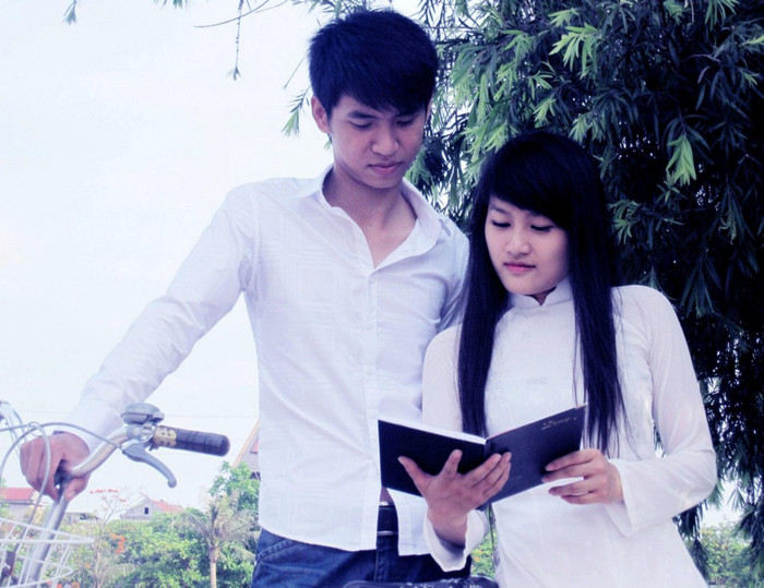 Khánh Ngân ước mơ trở thành bác sĩ giỏi để cứu chữa cho người nghèo vượt qua bệnh tật.