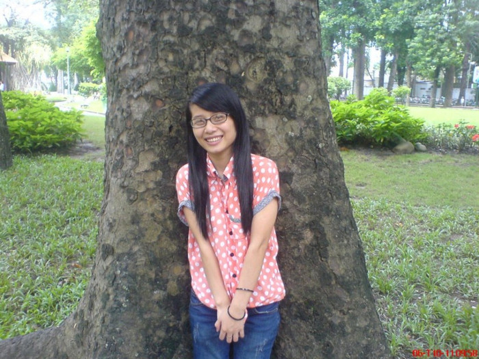 Huyền Thương là người luôn vui vẻ, chân thực,luôn quan tâm tới mọi người và cũng muốn mọi người quan tân đến mình , thích tham gia những hoạt động xã hội .