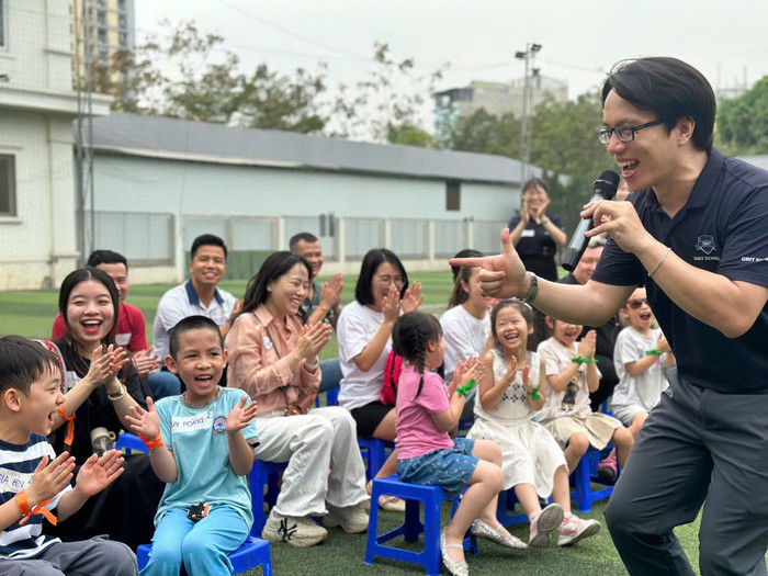 Một ngày trải nghiệm của học sinh Grit School tại Trường Tiểu học và Trung học cơ sở Tây Hà Nội. Ảnh: NTCC. z6535915677093_eb6fac55a15b6ce58468555f22a23185.jpg