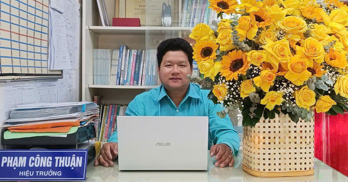 Thầy Phạm Công Thuận - Hiệu trưởng Trường Trung học cơ sở và Trung học phổ thông Nguyễn Bỉnh Khiêm (Cần Thơ). Ảnh: NVCC. z6544223792360_b5f40e27e070bf275ed233b6b6d49004.jpg