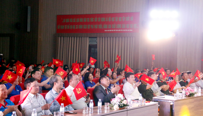 Đại biểu tham dự chương trình. GDVN_28.jpg