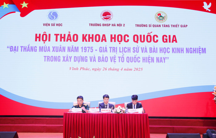 Phiên toàn thể. GDVN_tioafn thể.jpg