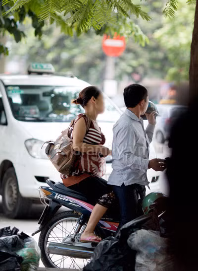 "Chuyện tiền nong, anh chị cứ bồi dưỡng bao nhiêu thì tùy. Em không đòi hỏi bất cứ điều gì”