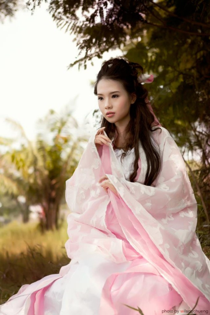 Xem thêm: Cơn sốt thiên sứ 9x - đẹp xinh như Alice ở xứ sở thần tiên.