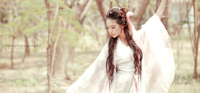 Xem thêm: Cơn sốt thiên sứ 9x - đẹp xinh như Alice ở xứ sở thần tiên.