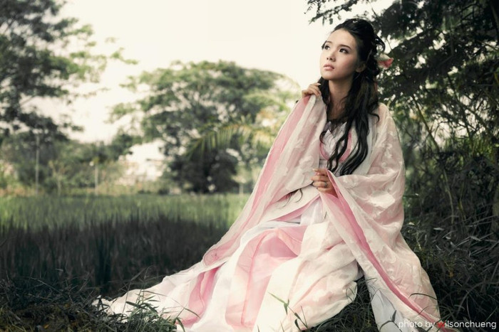 Xem thêm: Cơn sốt thiên sứ 9x - đẹp xinh như Alice ở xứ sở thần tiên.