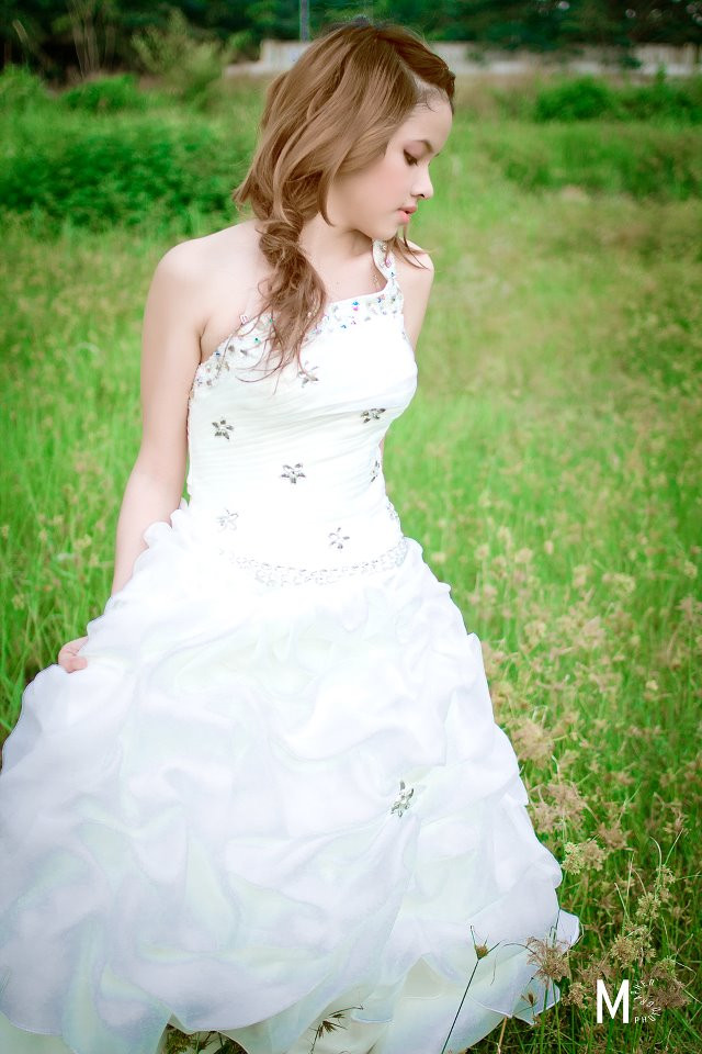 Xem thêm: Mỹ nhân facebook Việt: Bản sao của Tây Thi. Xem thêm: Mỹ nhân facebook Việt: Bản sao của Tây Thi.