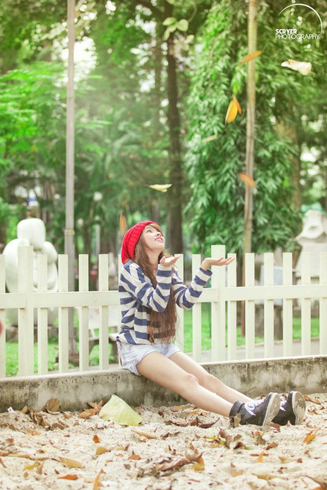 Xem thêm: Mỹ nhân facebook Việt: Bản sao của Tây Thi. Xem thêm: Mỹ nhân facebook Việt: Bản sao của Tây Thi.