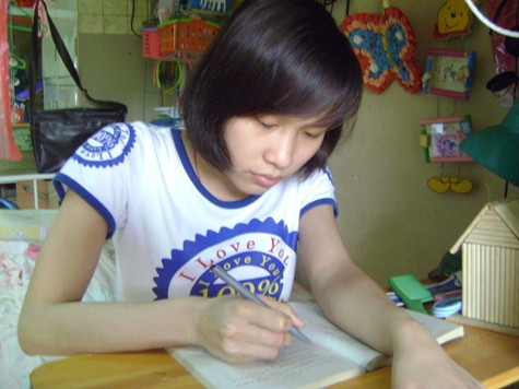 Sự nỗ lực không ngừng nghỉ của Thoa mọi người đều cảm phục (ảnh Thanh Lan) Sự nỗ lực không ngừng nghỉ của Thoa mọi người đều cảm phục (ảnh Thanh Lan)