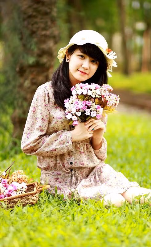 Là một người thân thiện, hòa đồng, dễ gần, Hoài An luôn tích cực tham gia các hoạt động ngoại khóa cũng như văn nghệ của trường, lớp vì cô bạn rất đam mê ca hát