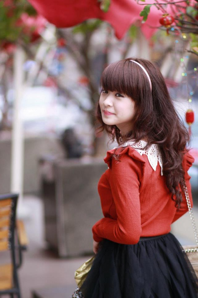 Huyền Trang từng tham gia cuộc thi "little princess" của trường và đạt giải nhất Huyền Trang từng tham gia cuộc thi "little princess" của trường và đạt giải nhất