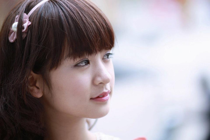 Huyền Trang rất tích cực tham gia các hoạt động ở trường, các buổi ngoại khóa, biểu diễn văn nghệ ở trường, lớp Huyền Trang rất tích cực tham gia các hoạt động ở trường, các buổi ngoại khóa, biểu diễn văn nghệ ở trường, lớp