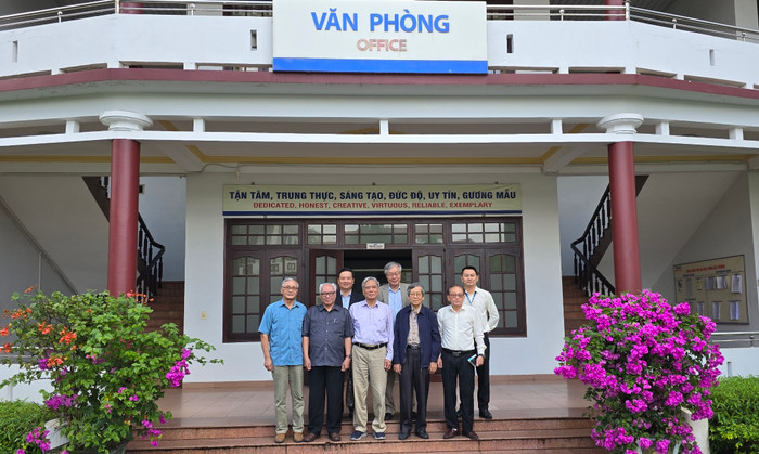 Thường trực Hiệp hội Các trường đại học, cao đẳng Việt Nam vừa qua đã có chuyến thăm và làm việc với Trường Cao đẳng THACO do Tiến sĩ Vũ Ngọc Hoàng – Chủ tịch Hiệp hội làm trưởng đoàn. gdvn_1.jpg