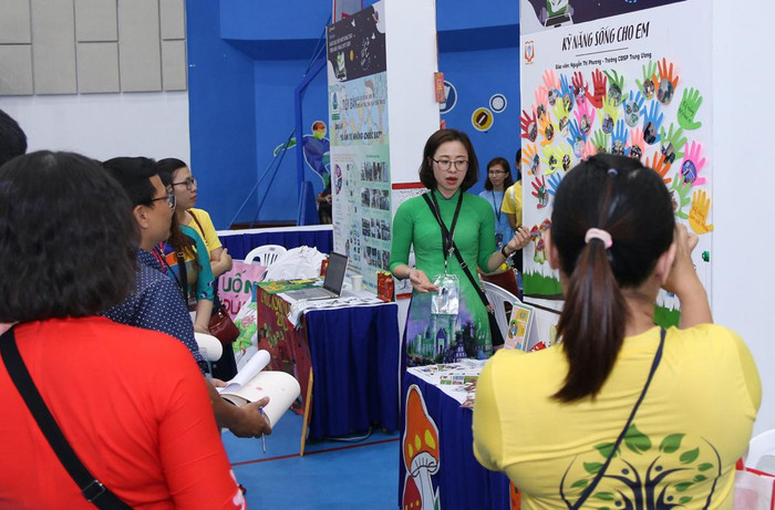 Đại diện Trường cao đẳng Sư phạmTrung ương cho rằng, từ thành công của dự án của mà cô Phương phụ trách, sẽ là động lực cho các giảng viên trong trường tiếp tục cố gắng. Ảnh: Nhân vật cung cấp