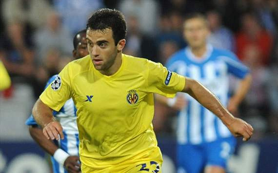 Giuseppe Rossi đang nhận những lời ve vãn từ phía Milan Giuseppe Rossi đang nhận những lời ve vãn từ phía Milan