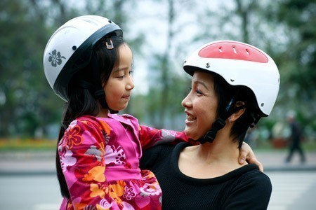 Mỹ Linh từng tham gia chương trình "Sao Mai điểm hẹn 06" của VTV với vai trò thành viên hội đồng giám khảo. Tuy nhiên với cách nhận xét khá thô và nặng về cảm tính, Mỹ Linh không nhận được nhiều sự ủng hộ từ phía khán giả trực tiếp và khán giả màn ảnh nhỏ. Mỹ Linh từng tham gia chương trình "Sao Mai điểm hẹn 06" của VTV với vai trò thành viên hội đồng giám khảo. Tuy nhiên với cách nhận xét khá thô và nặng về cảm tính, Mỹ Linh không nhận được nhiều sự ủng hộ từ phía khán giả trực tiếp và khán giả màn ảnh nhỏ.