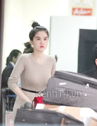 Ngọc Trinh vừa có chuyến đi nhiều ngày ở Hàn Quốc vào những ngày đầu năm 2012. Ngọc Trinh vừa có chuyến đi nhiều ngày ở Hàn Quốc vào những ngày đầu năm 2012.