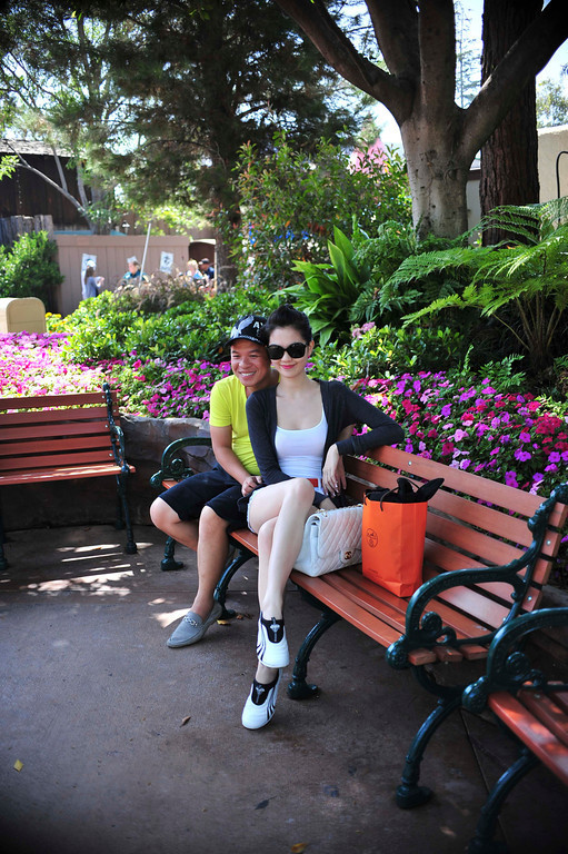 Tháng 8/2011, Ngọc Trinh đi thi Hoa hậu người Việt hoàn cầu tại Mỹ ngay khi những "thị phi" xung quanh bài trả lời phỏng vấn "thật thà" của cô còn chưa "nguội".