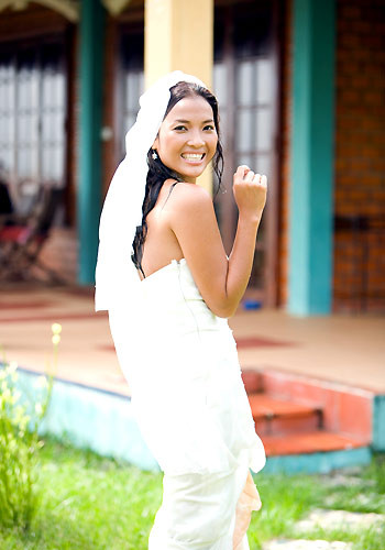 Sau khi lấy chồng, Bằng Lăng hiện đang toàn tâm toàn ý chăm sóc và vun vén cho tổ ấm nhỏ của mình.